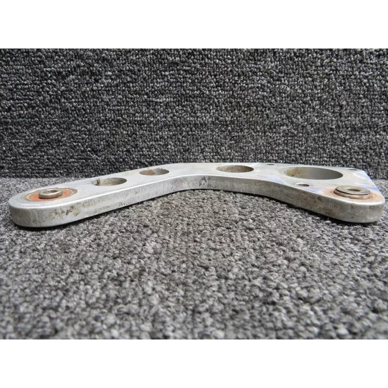 0760676-1 Cessna 210C Elevator Arm Assembly Aft (Worn)